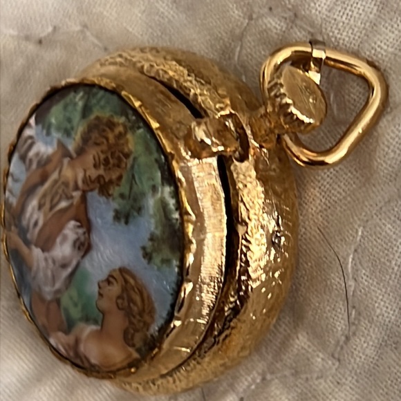 🎉𝐇𝐏!🎉1950’s HOUSE OF FULLER PERFUME HAND PAINTED PERFUME LOCKET - Picture 12 of 13